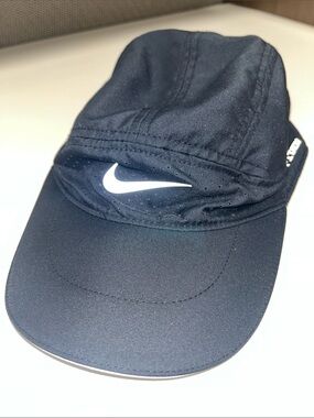 Nike Black Dri-Fit Adv Fly Cap size M/L